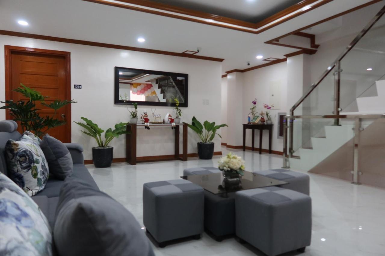 The Legacy Hotel Tayabas Eksteriør bilde